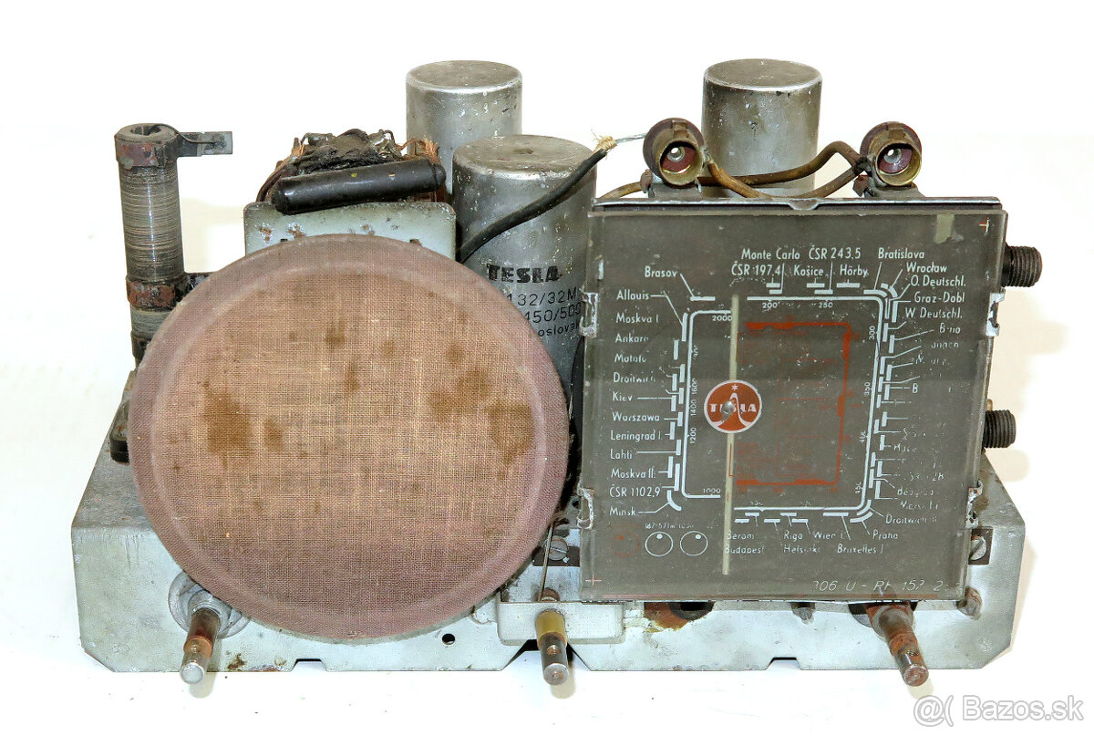 Elektrónkové bakelitové rádio Tesla Talisman 306U - 10