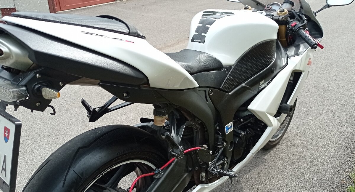 Kawasaki Ninja ZX-6R - 10