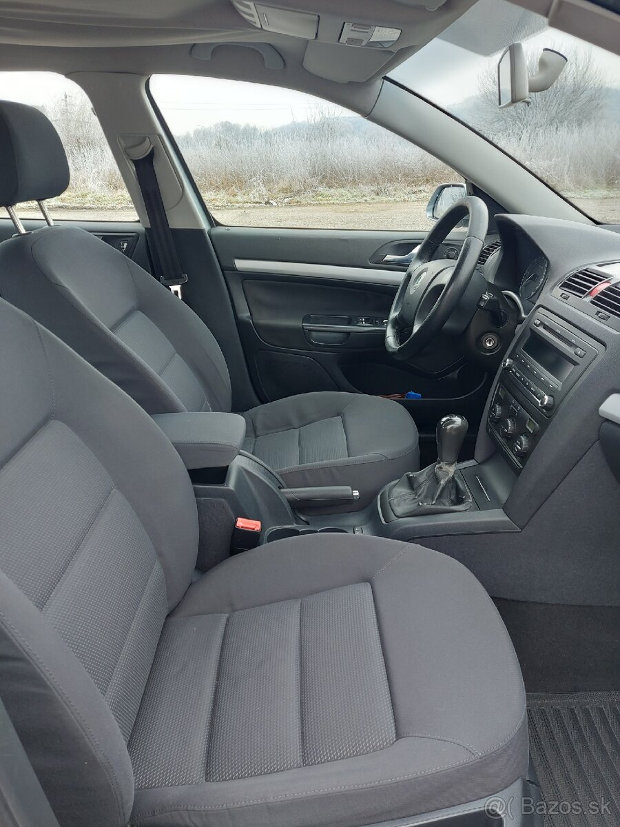 Škoda Octavia 2 1.9 TDI 77 KW - 10