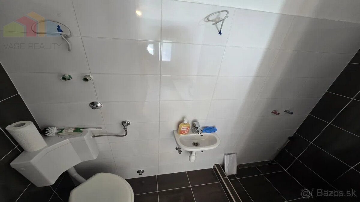 Obchodné priestory 18 m² vo výbornej lokalite – ZADAR, CHOR - 10