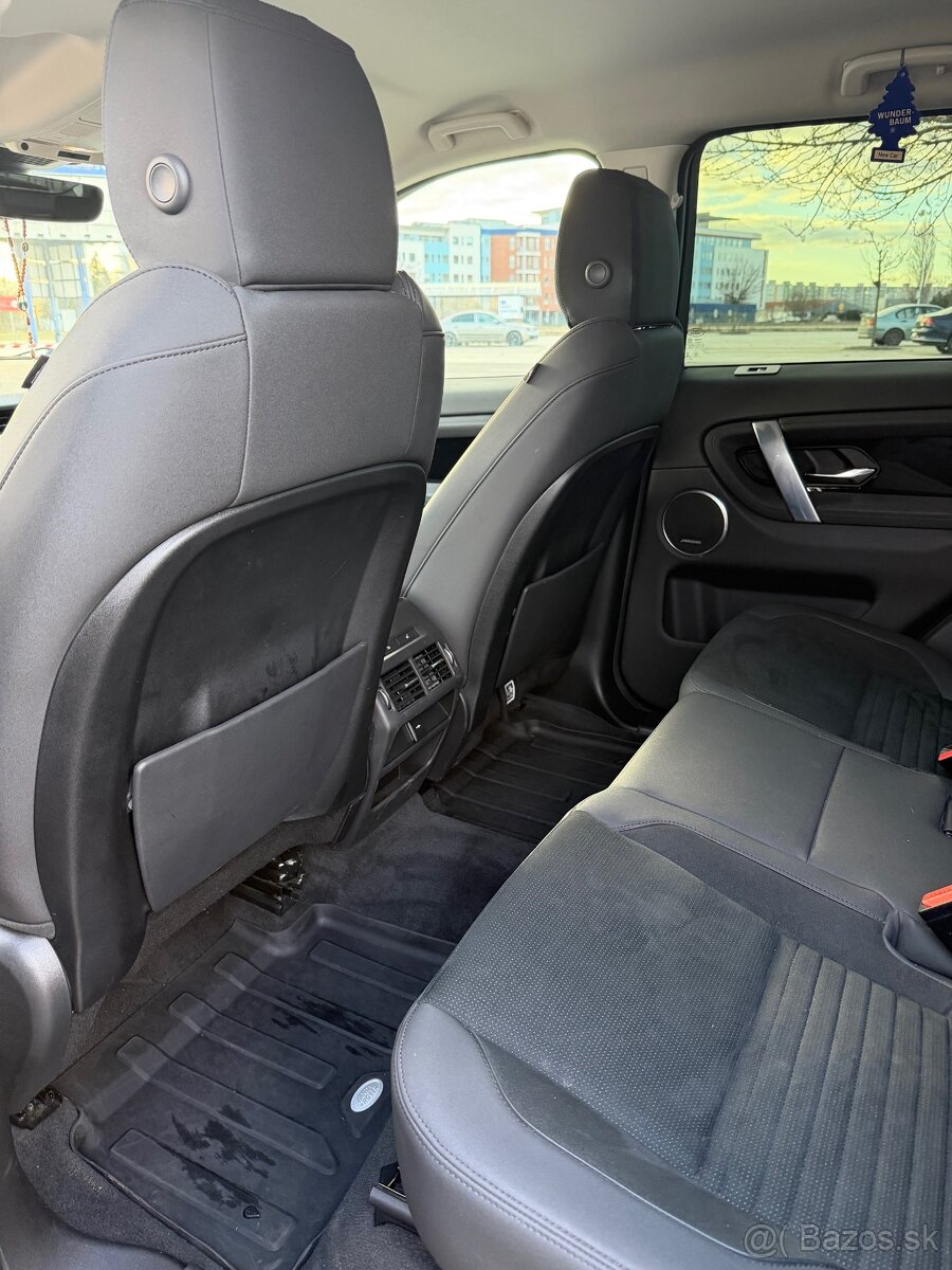 Land Rover Discovery Sport - 10