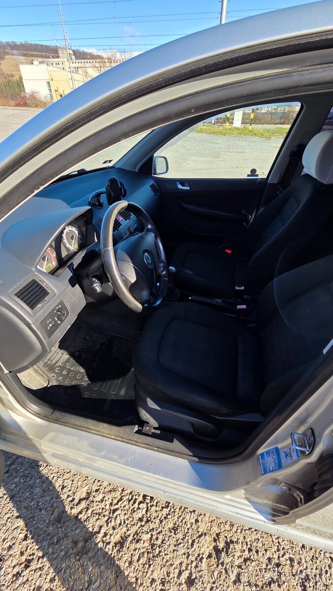 Skoda Fabia Kombi 1.4 16V - 10