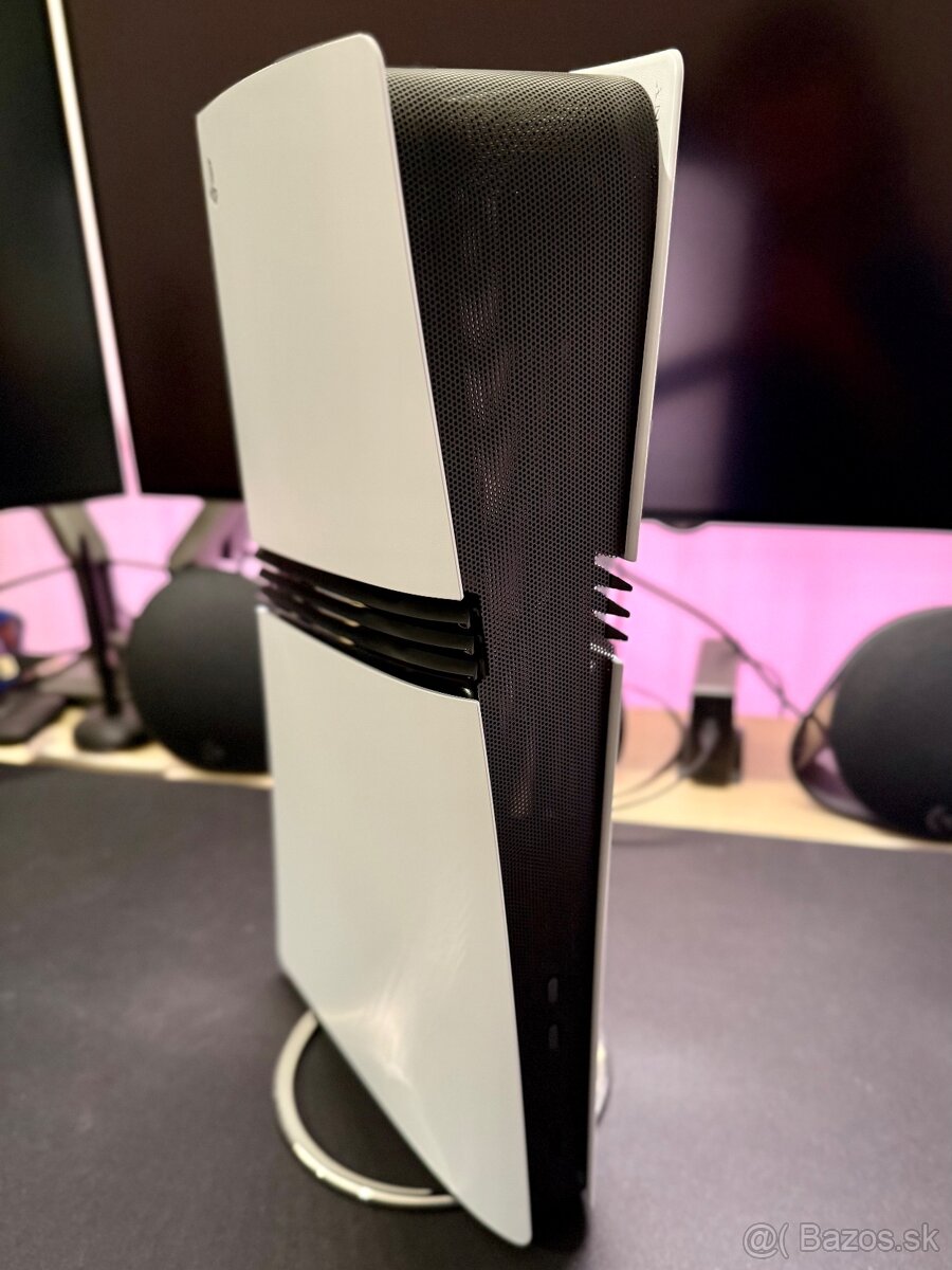 PlayStation 5 Pro v záruke +Vertical Stand + Prachový filter - 10