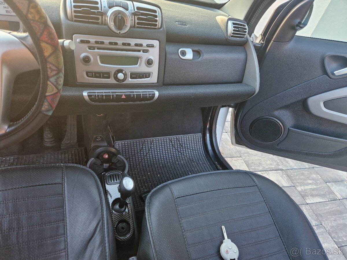Smart Fortwo Coupe 1.0, benzín, 62kW, automat - 10