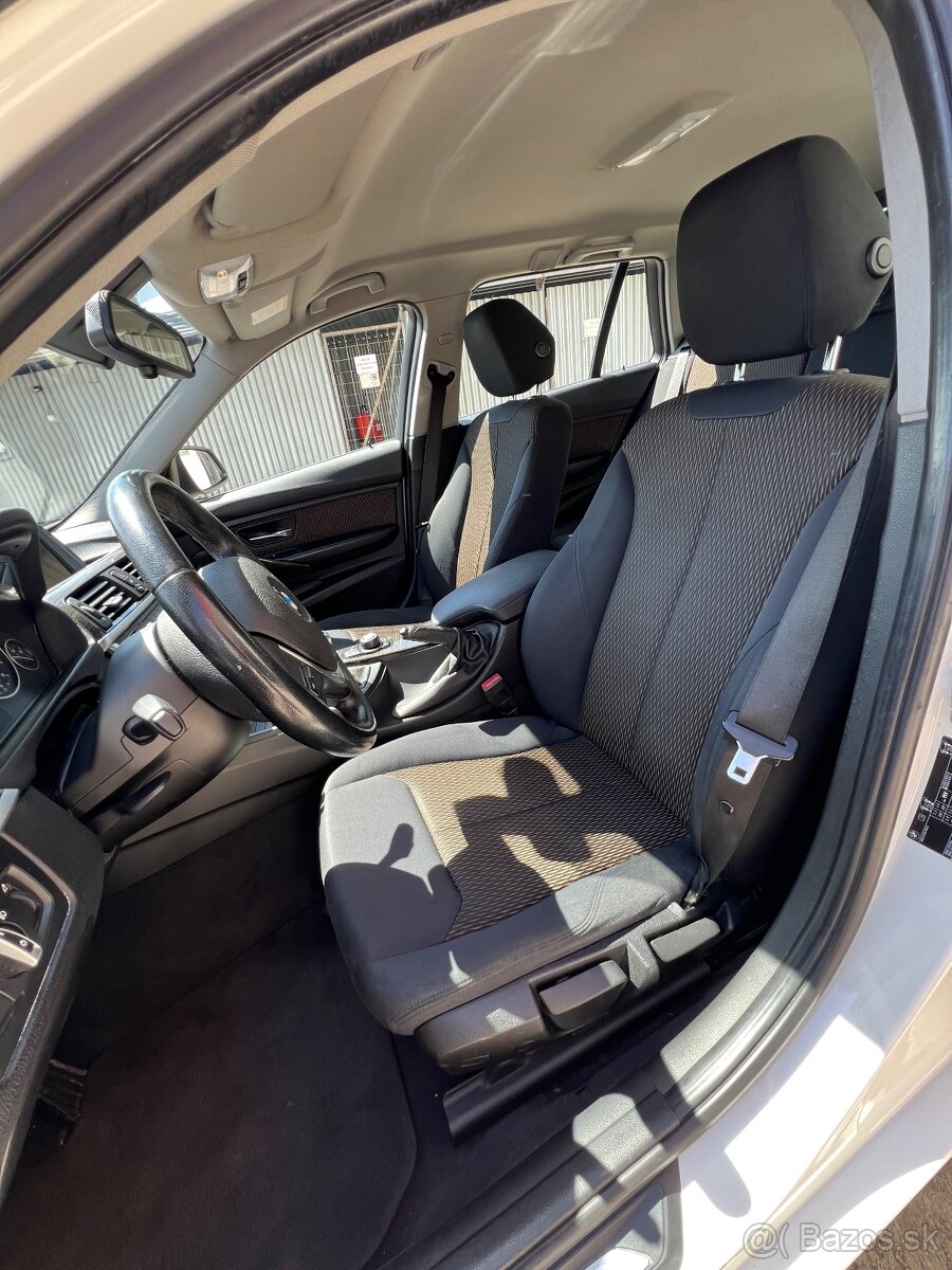 BMW Rad 3 F31 320D Luxury - 10