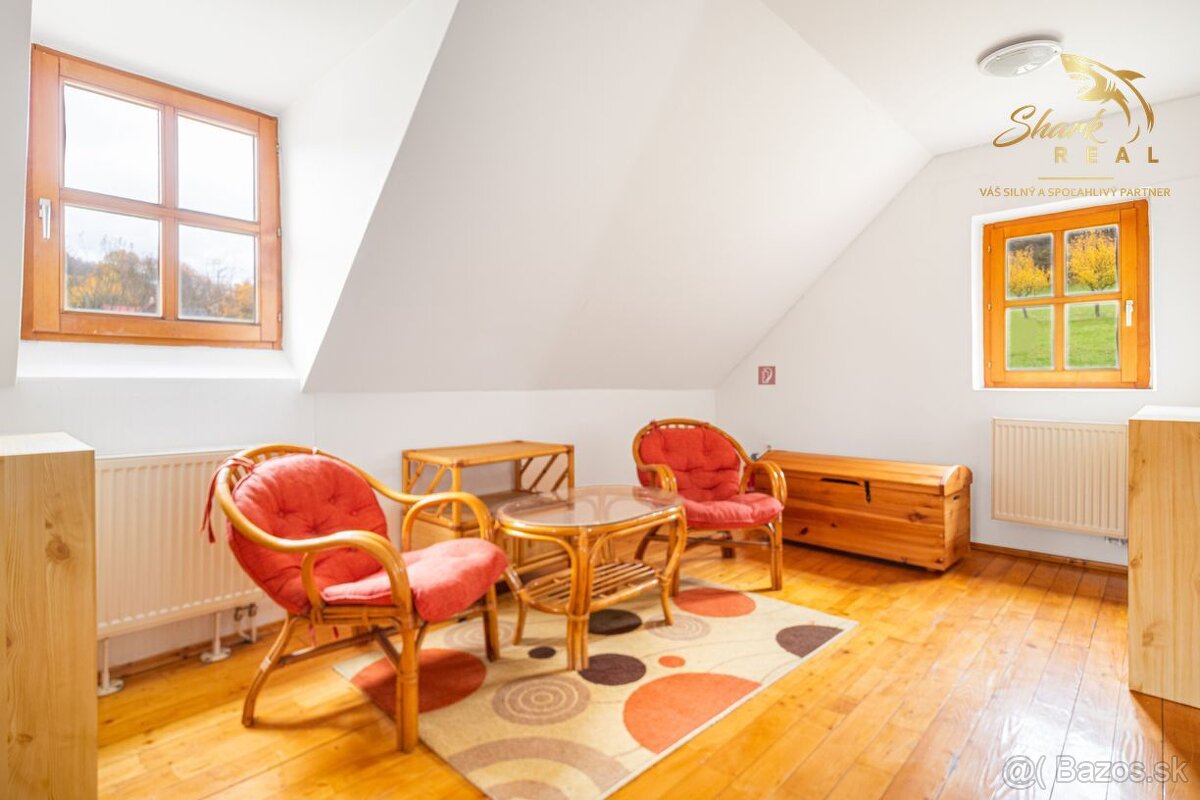 Útulná chata usadená v krásnom prostredí Štiavnických vrchov - 10