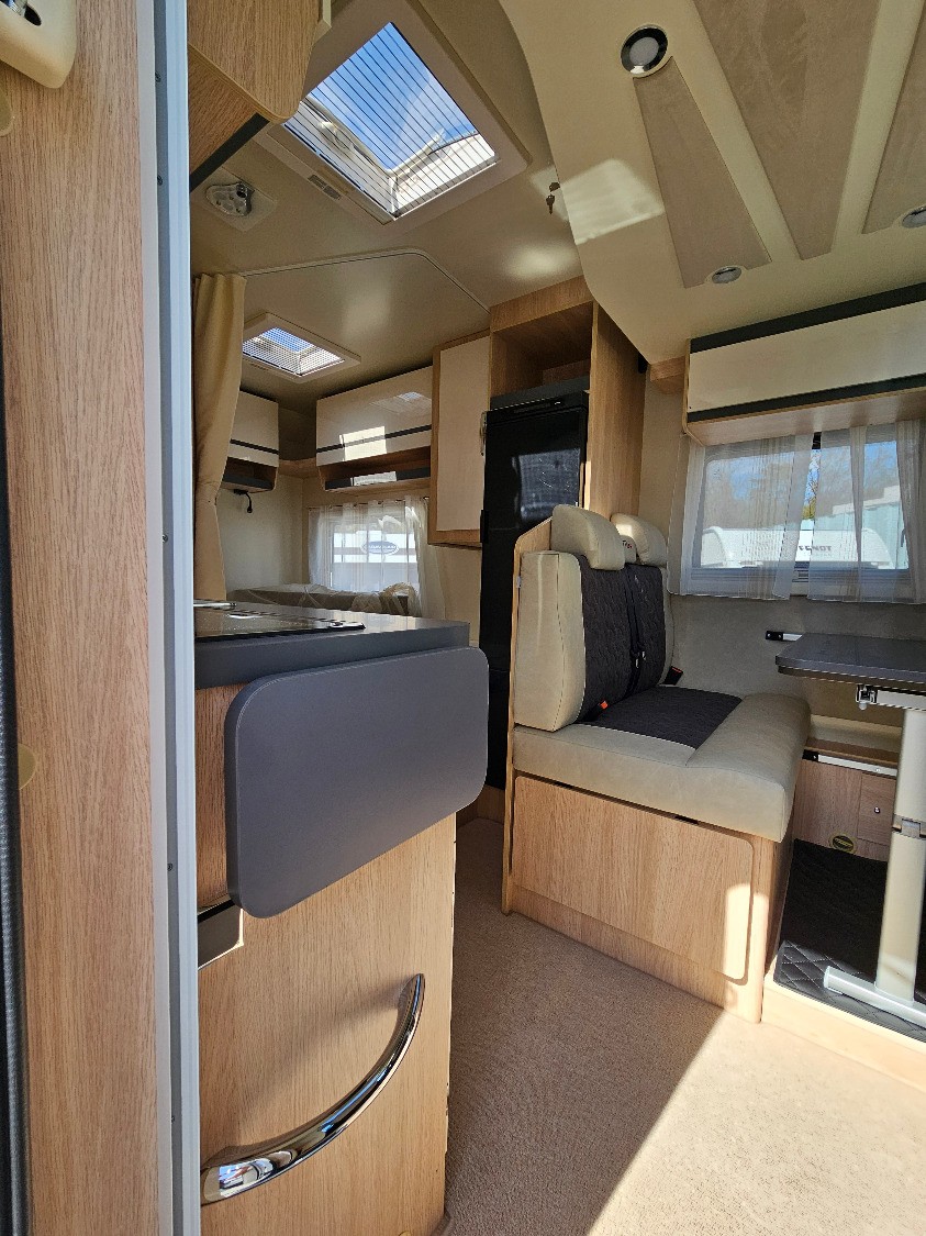 Karavany a obytné autá Giottiline - 10