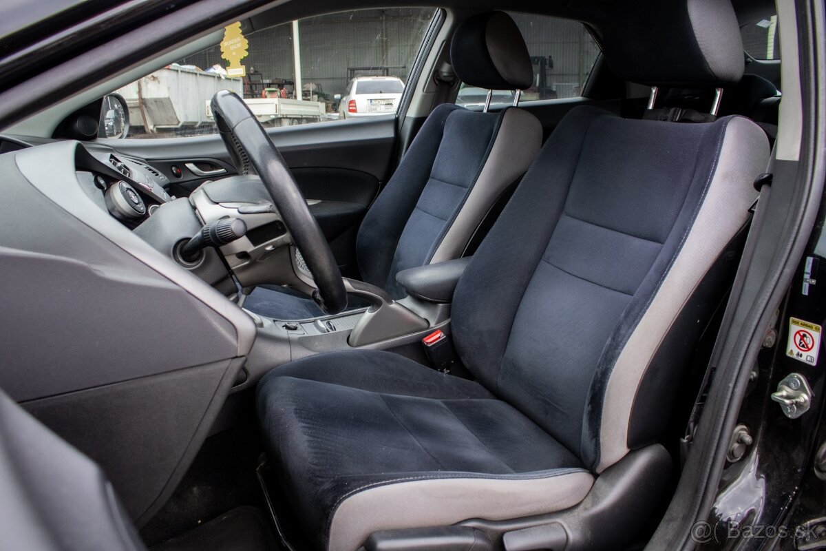 Honda Civic 8g 1.4 61kw MT/6 2006 - 10