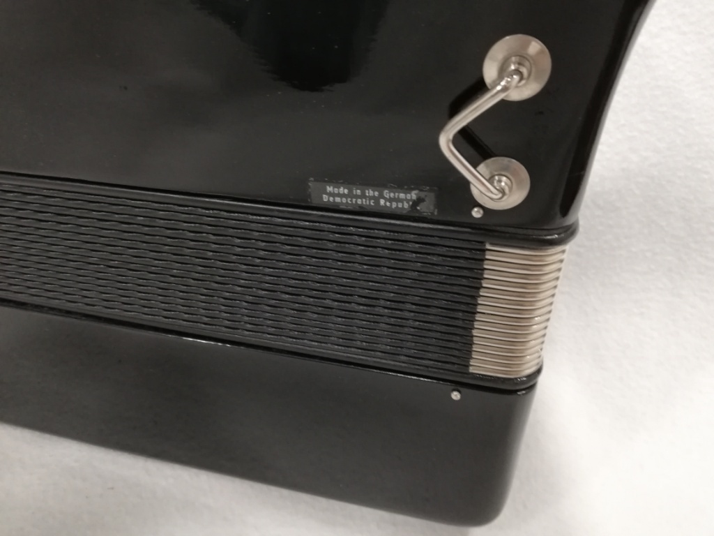 akordeon Weltmeister Caprice 120 basovy - 10