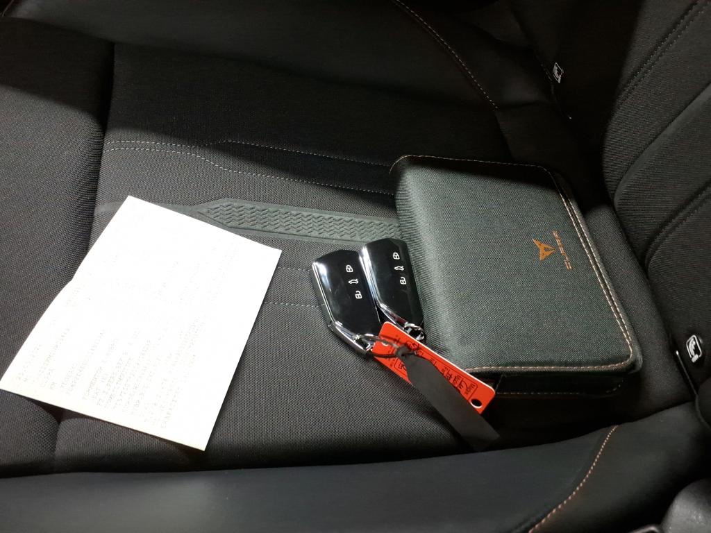 CUPRA Formentor 1.4 tsi eHybrid, 27tis km, 204ps, Kamera, - 10