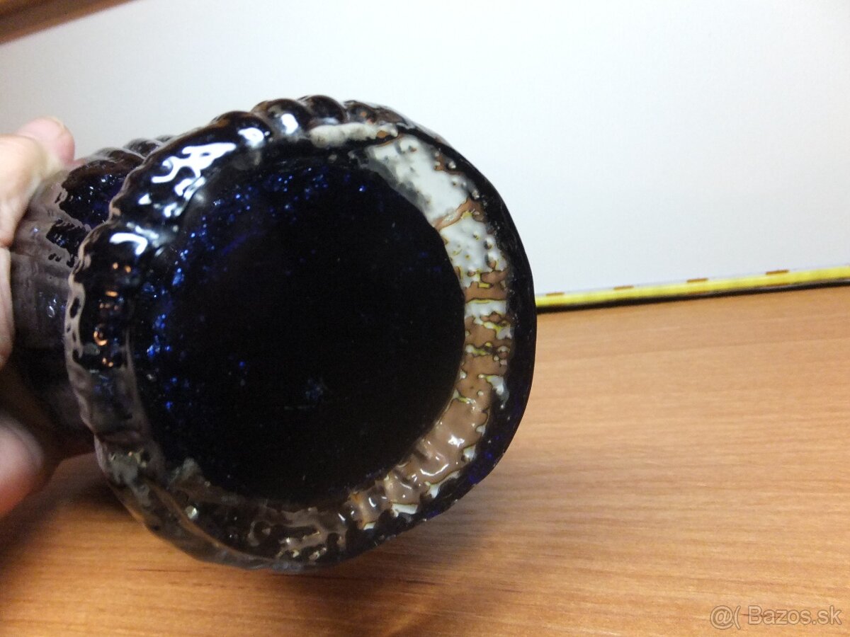 Zajímavá masivní těžká tmavě modrá váza nebo pohár. - 10