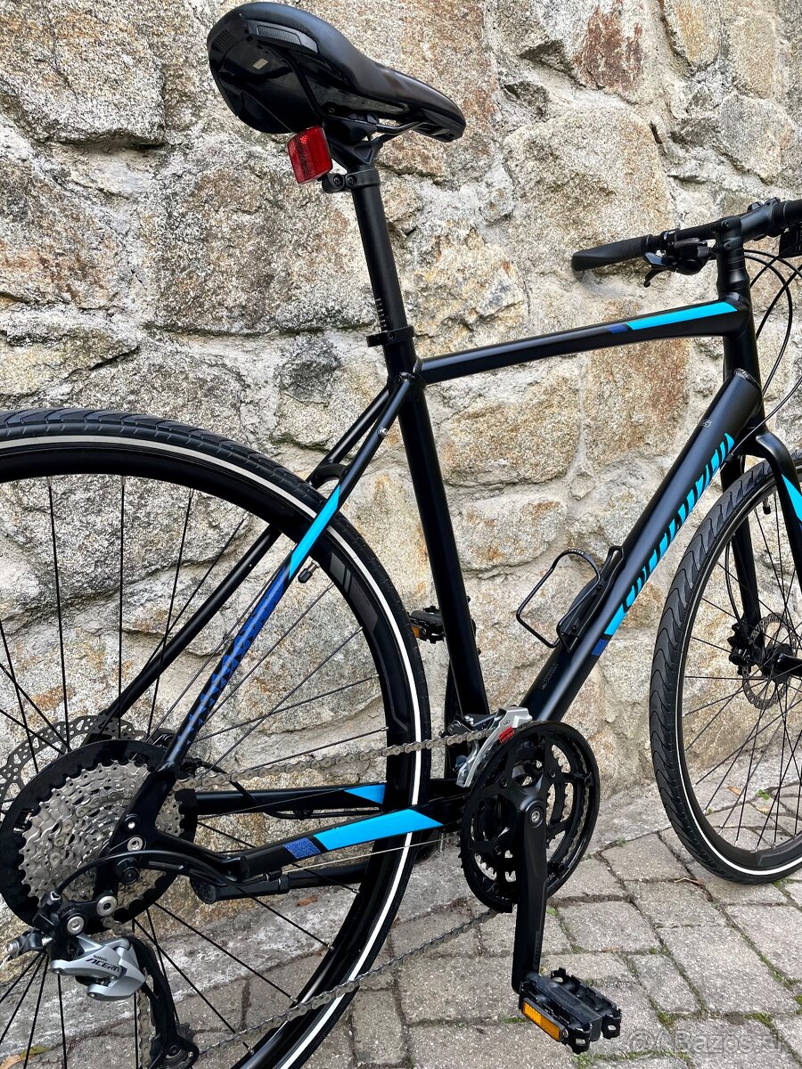 Specialized Sirrus 28” L - 10