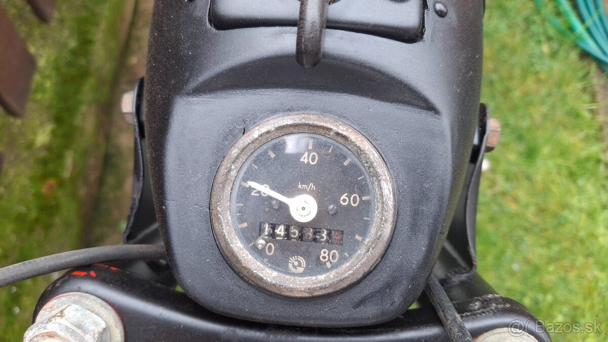 Jawa mustang 23 - 10