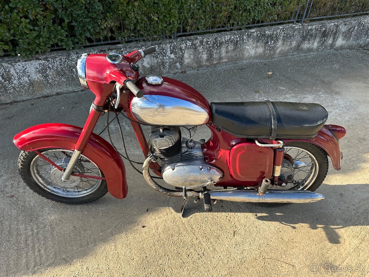 JAWA 350 / 360 - 10