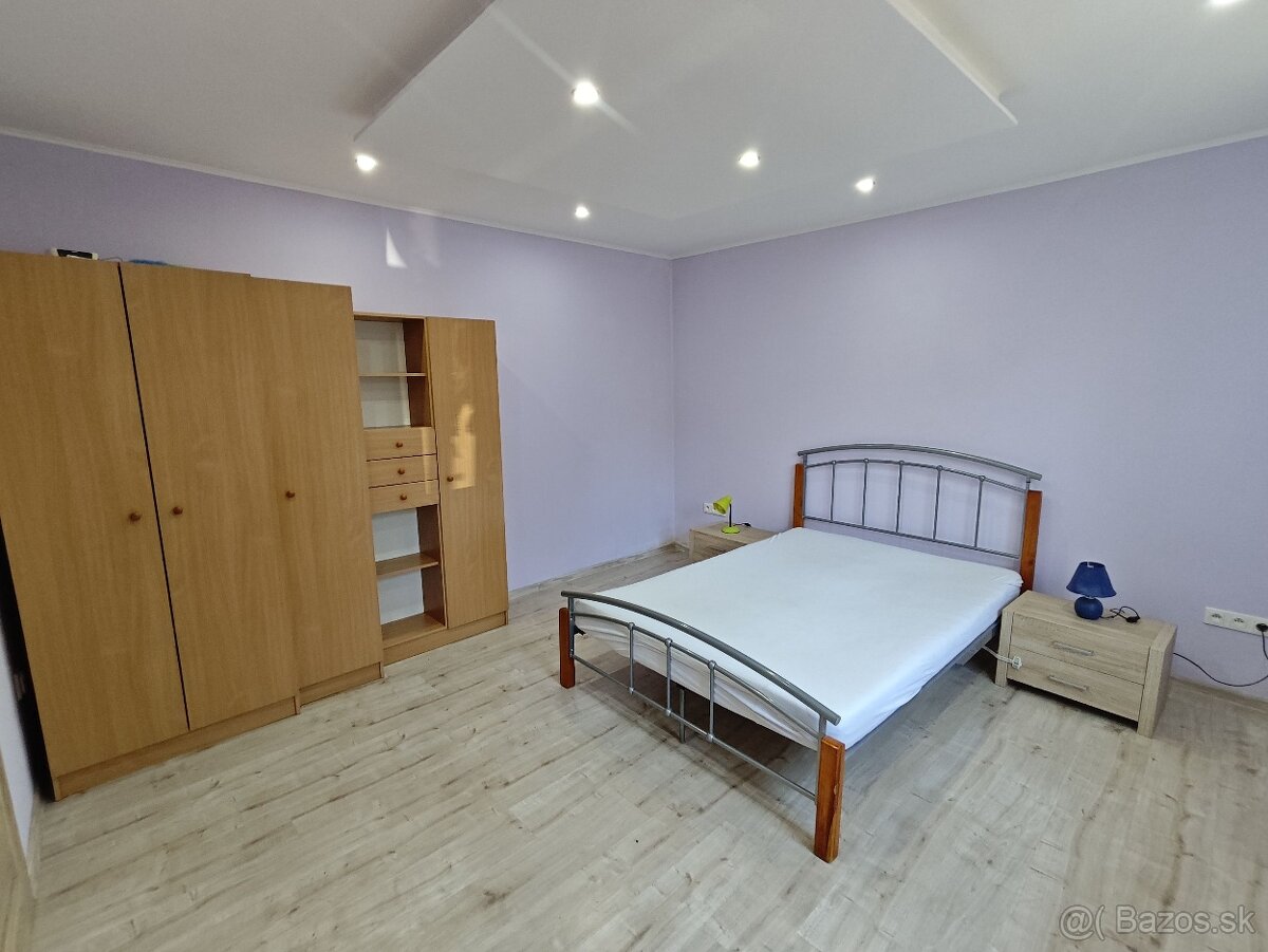 Na predaj rodinný dom Želiezovce, časť Mikula - 10