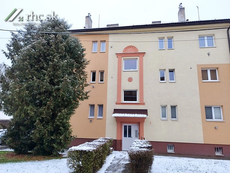 KOMPLETNE ZREKONŠTRUOVANÝ 3 IZB. BYT– JILEMNICKÉHO, STROPKOV - 10