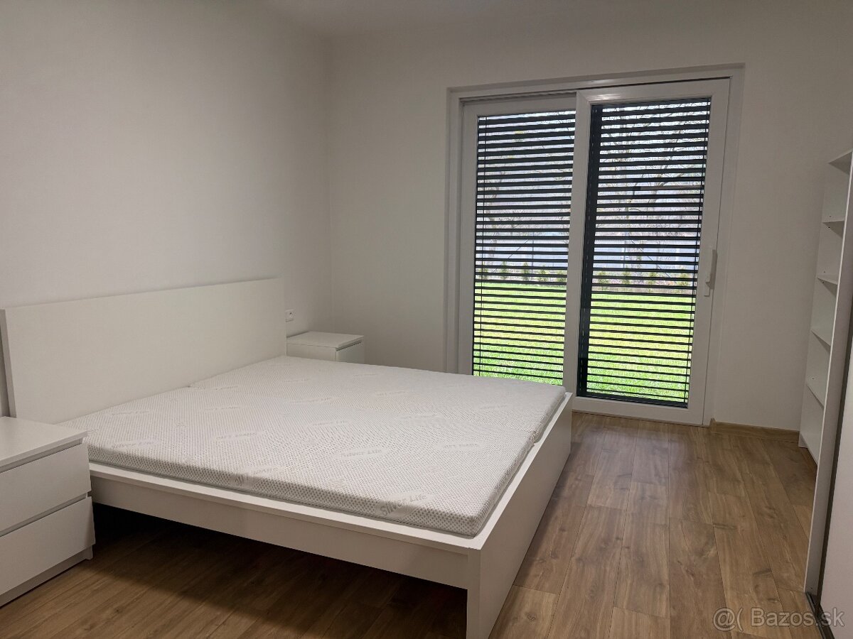 Na prenájom 3izbový byt v rodinnom dome-Voľný ihned - 10