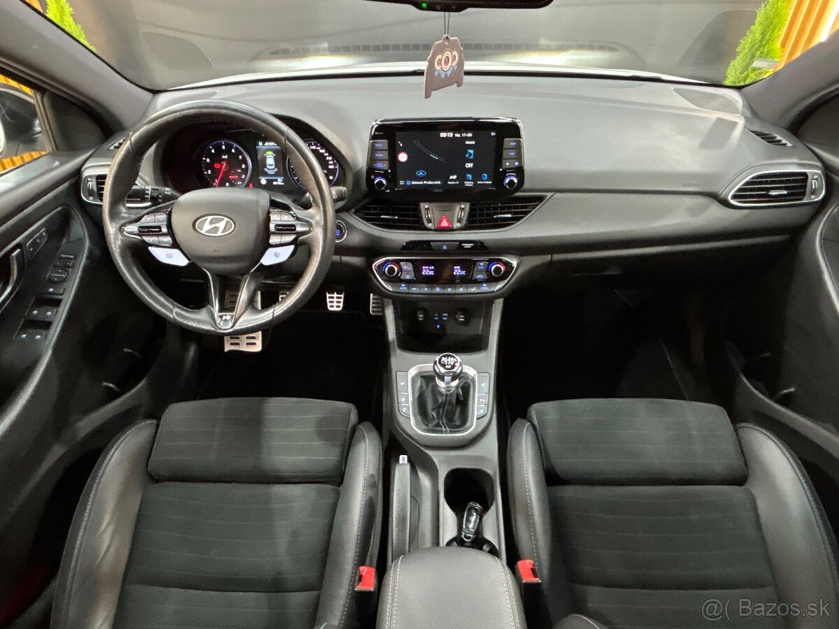 Hyundai i30N 2.0 T-GDi N Performance - 10