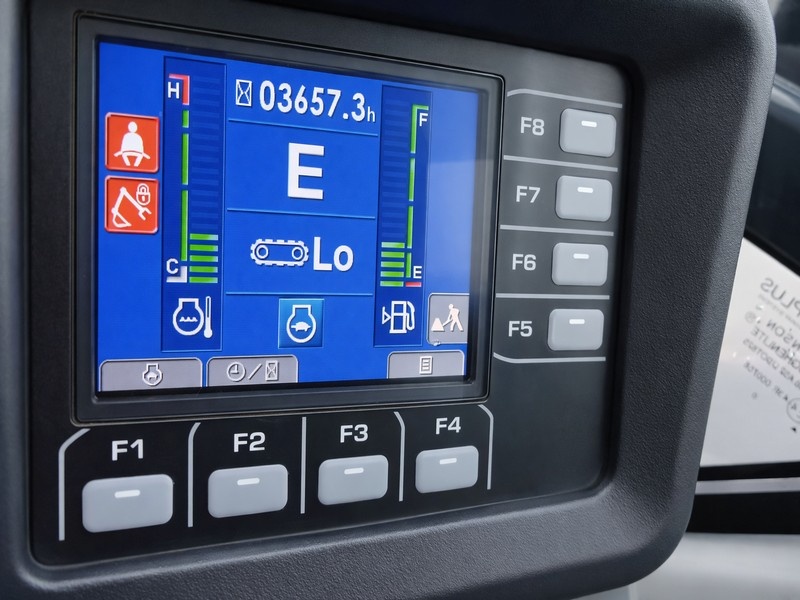 KOMATSU PC35MR-5 - pásový minibáger - 10