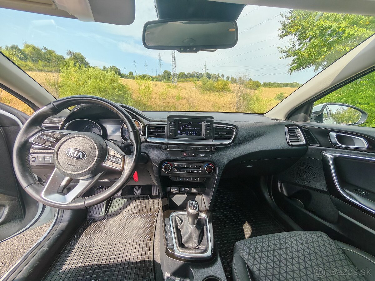 Kia Ceed 1.6 CRDi 100kw - 10