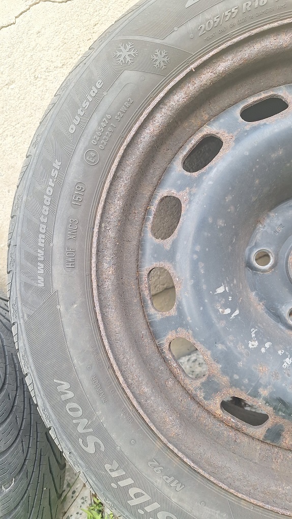 starsie plech disky R16 + pneu - 10