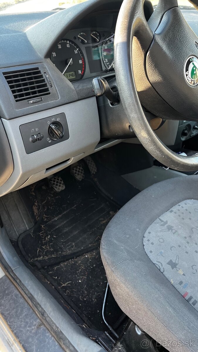 Fabia Junior 1.0 benzín plyn - 10