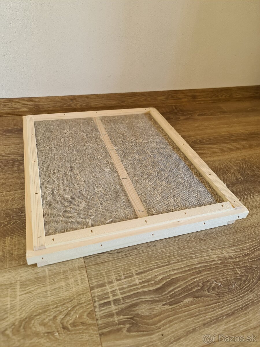 Predám nové včelie úle B10 a E10 s príslušenstvom - 10