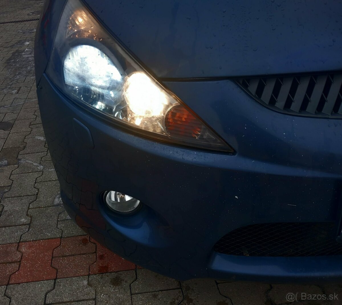 Mitsubishi Grandis - 10