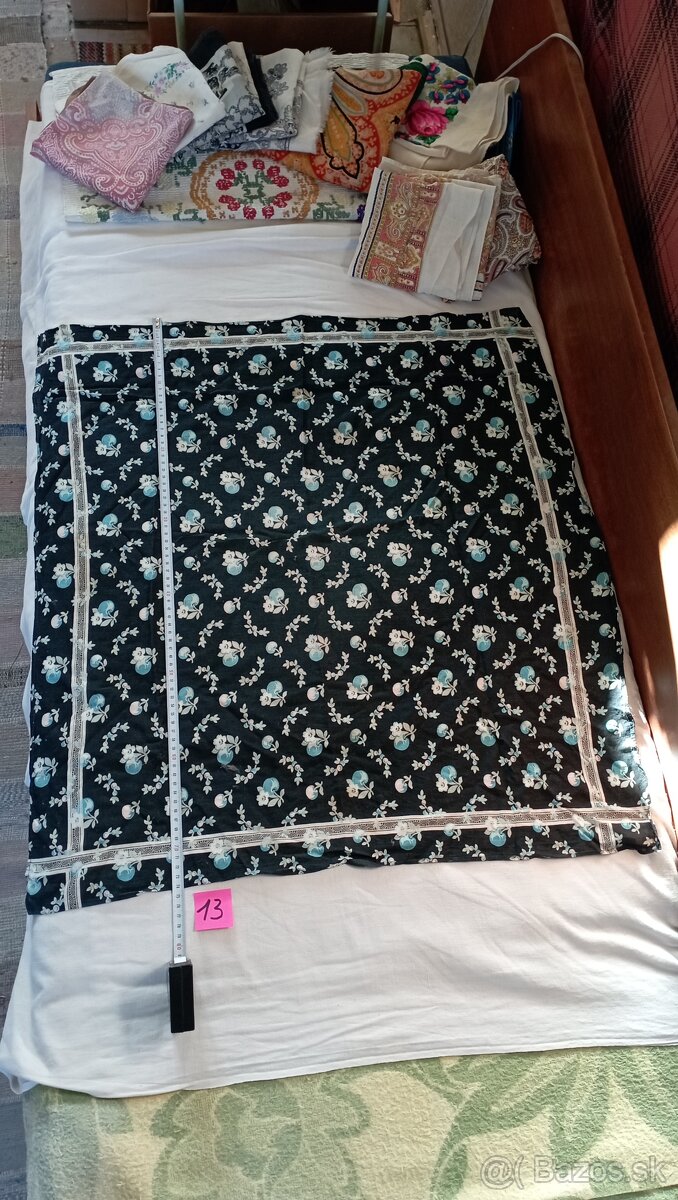 Staré šatky.. súčasť kroja.... - 10