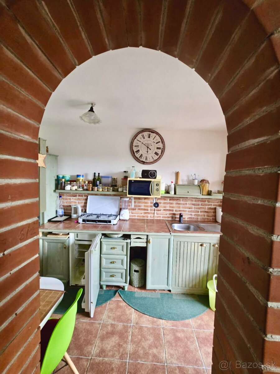 Chata s panoramatickým výhľadom po rekonštrukcii - 10