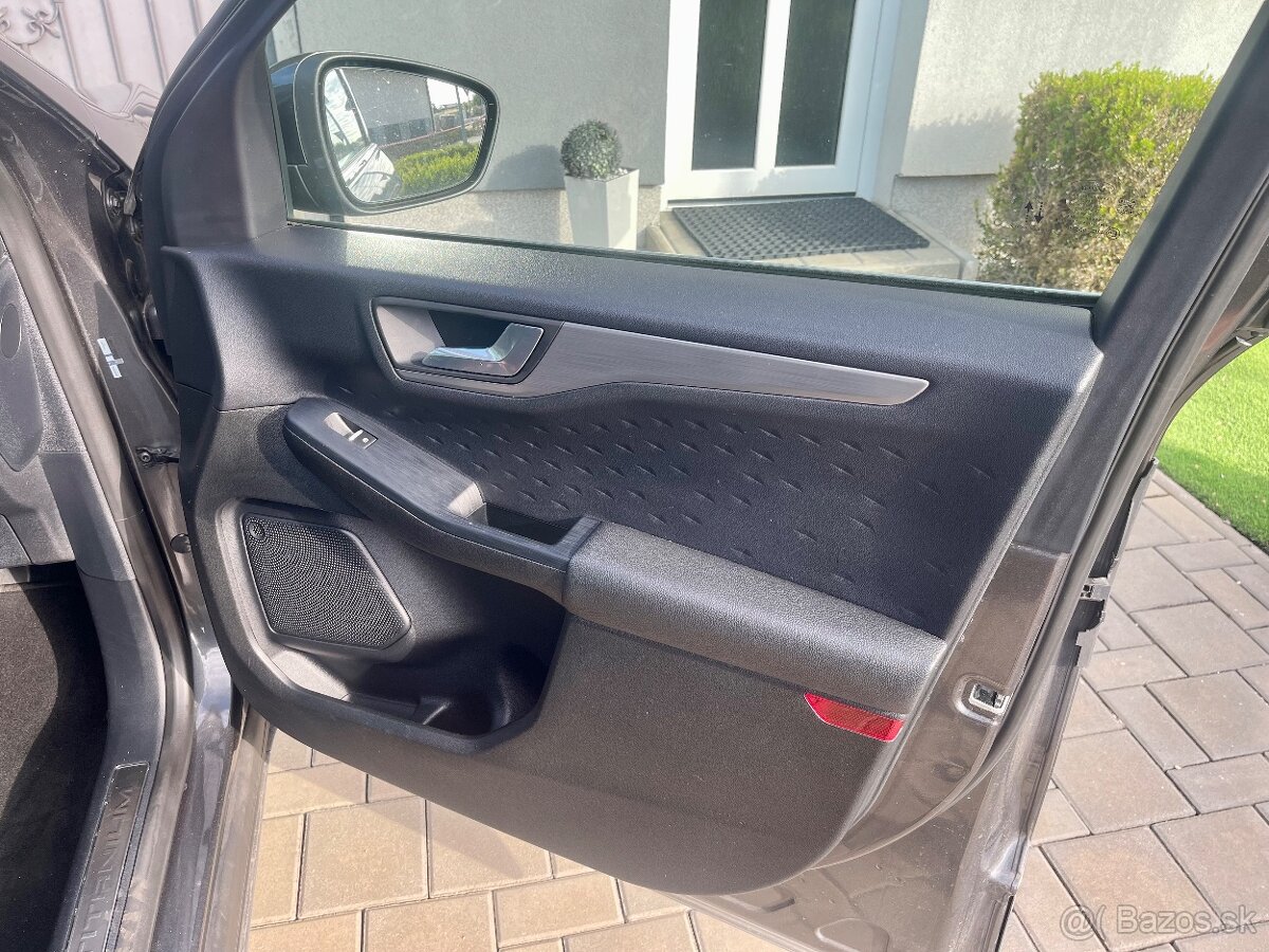 Predám FORD KUGA Plugin Hybrid, možný odpočet DPH - 10