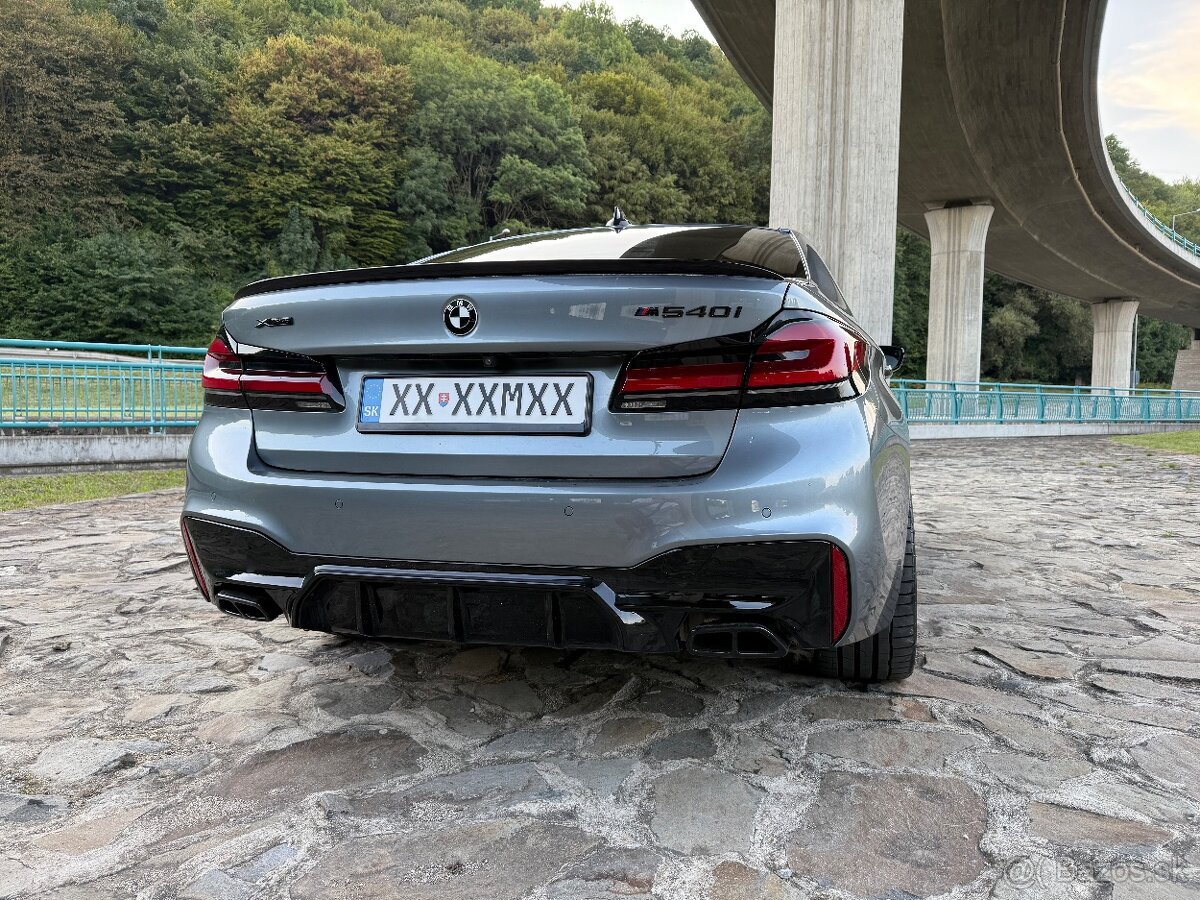 BMW 540i xDrive G30 M-Packet Performance - 10