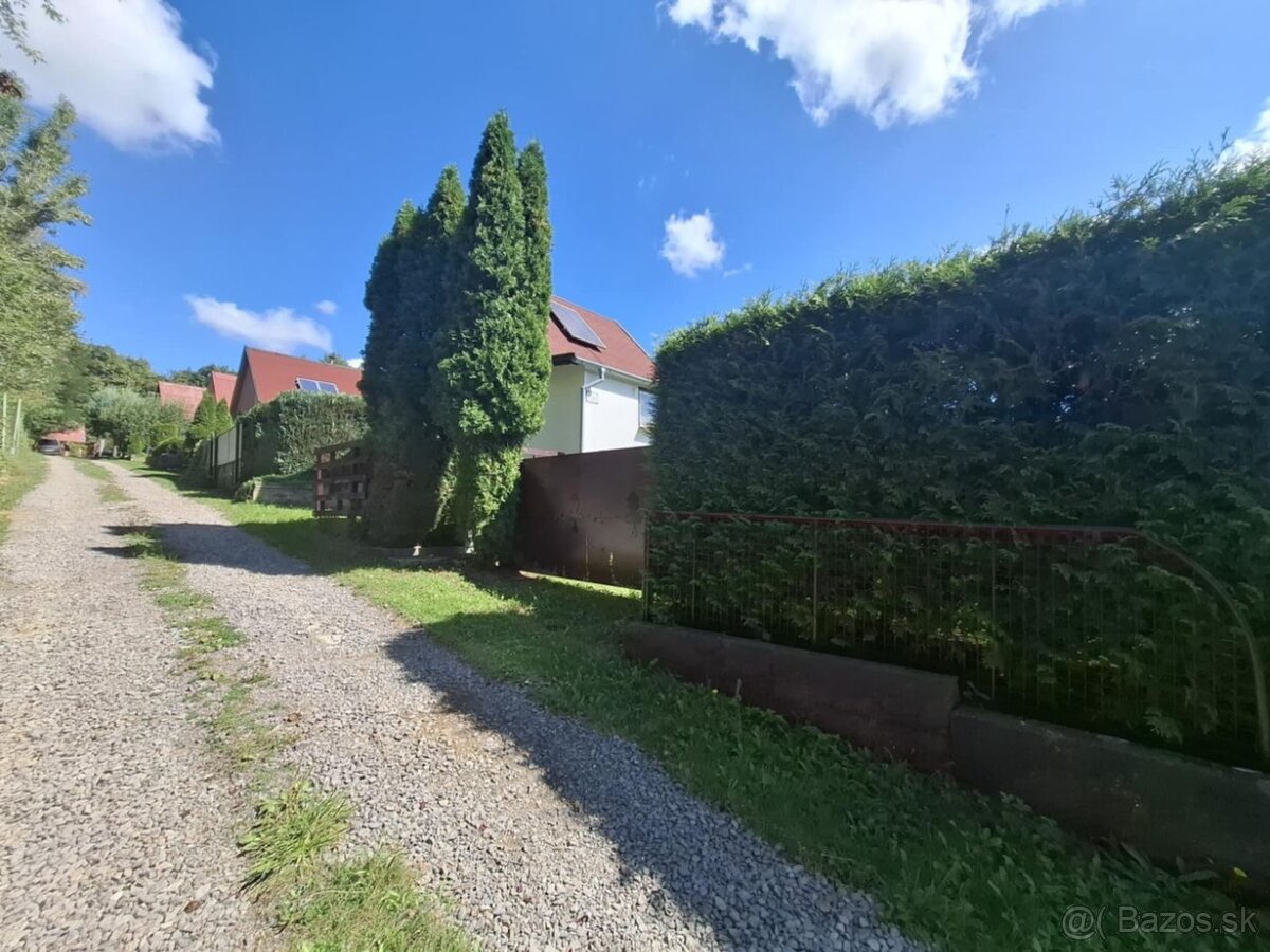 NA PREDAJ - chatka so záhradou, Prievidza - 10