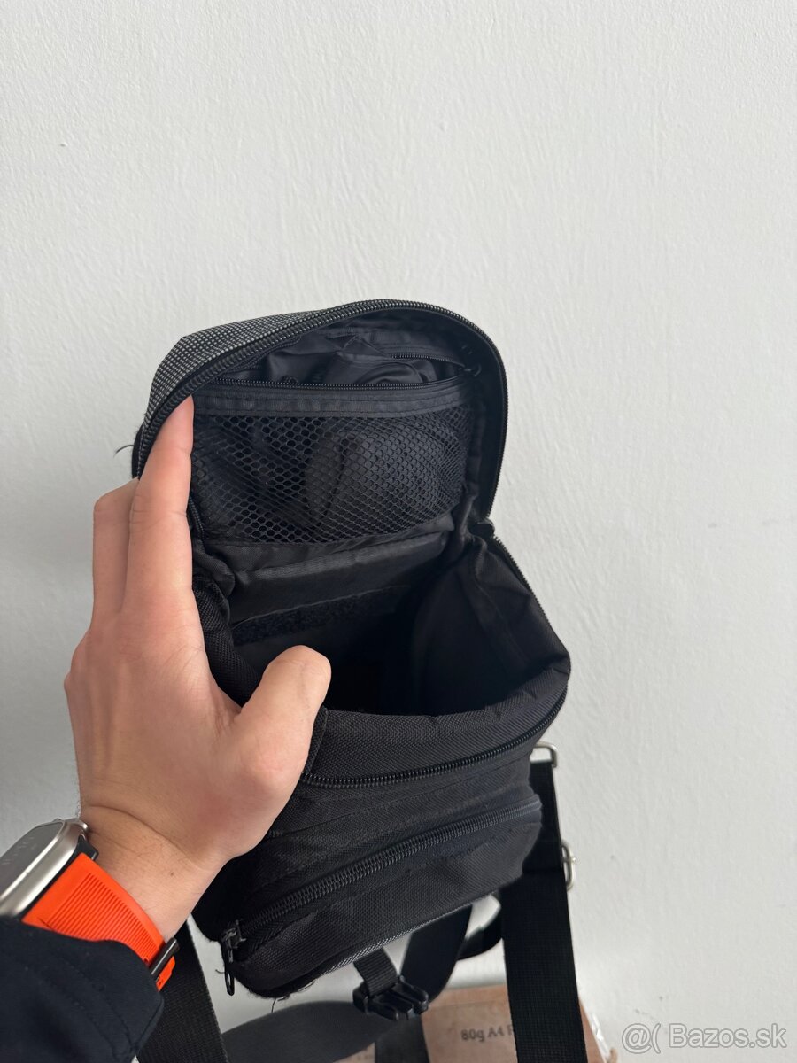 Predám tašku na fotoaparát EVG - 10