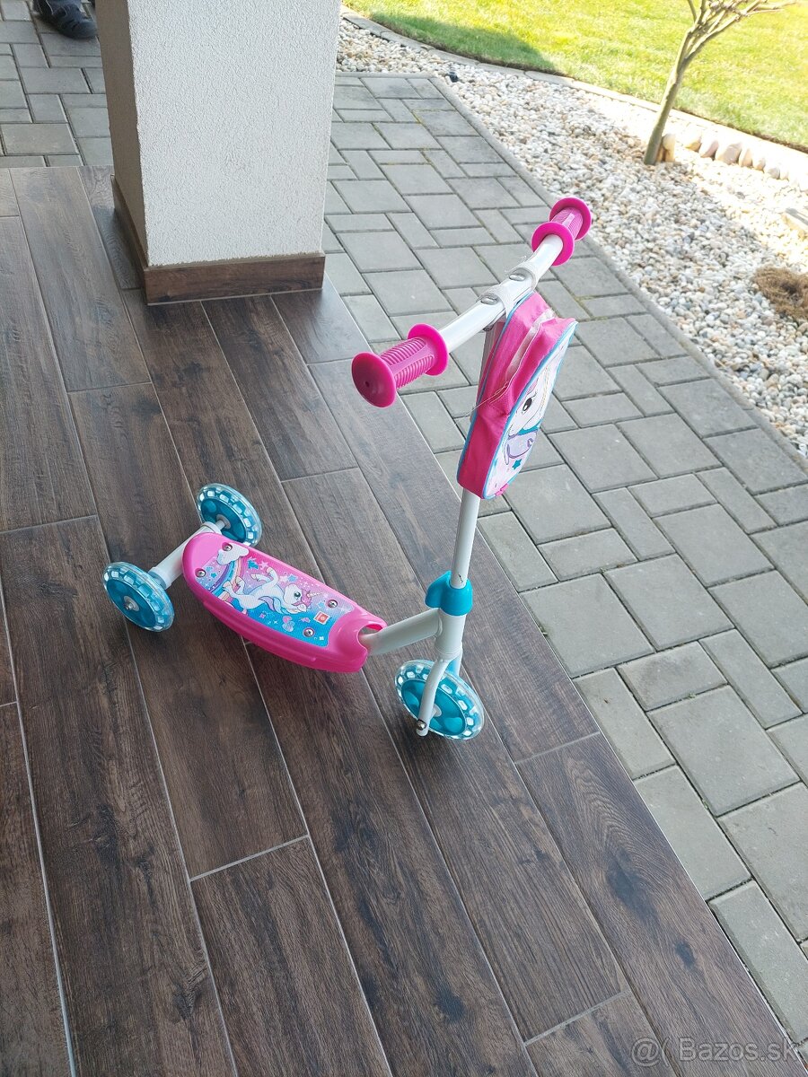 Detská kolobežka-trojkolka - 10