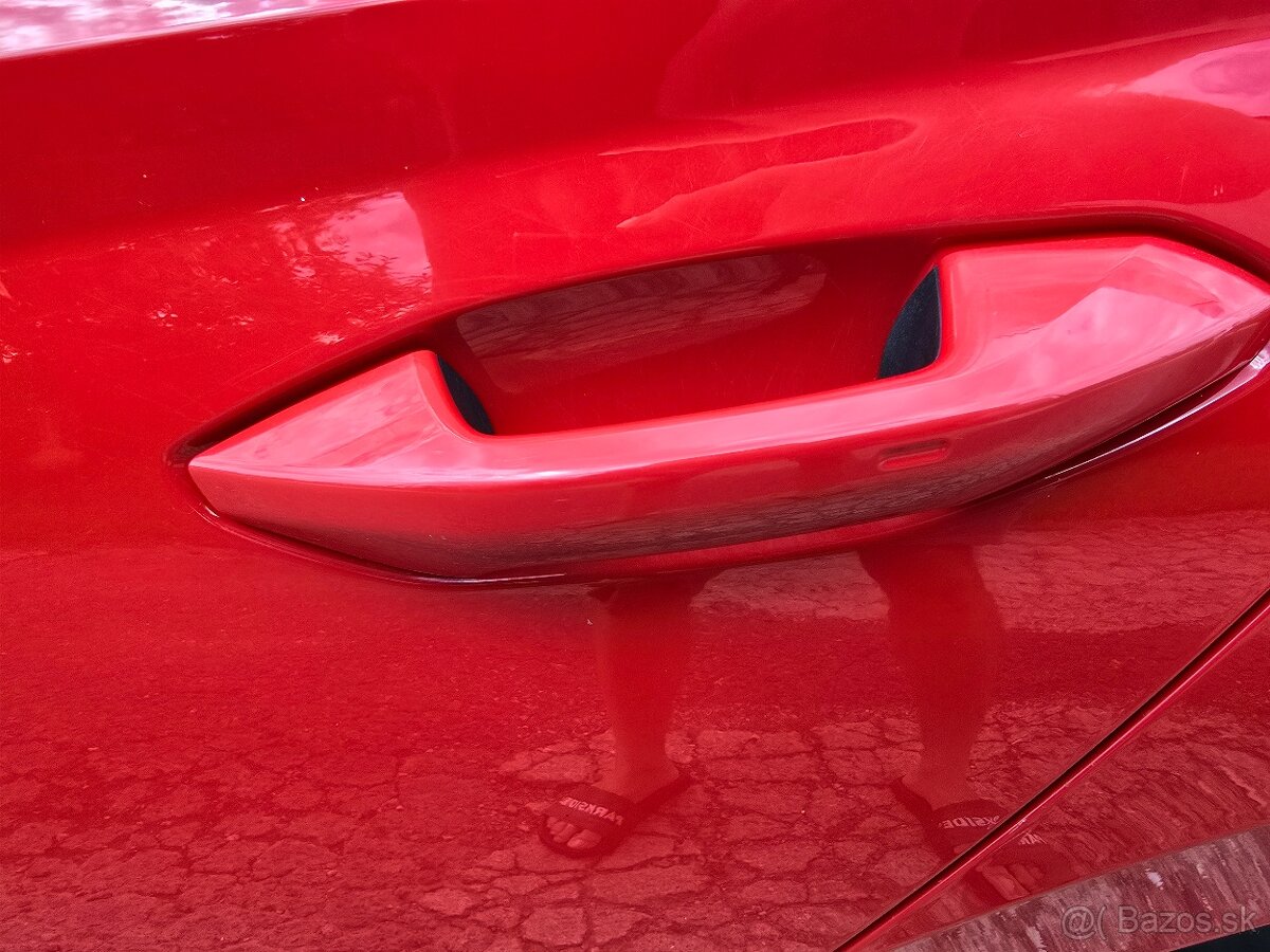 Predam Škoda octavia 4 combi 1.5tsi Kessy LED DPH - 10