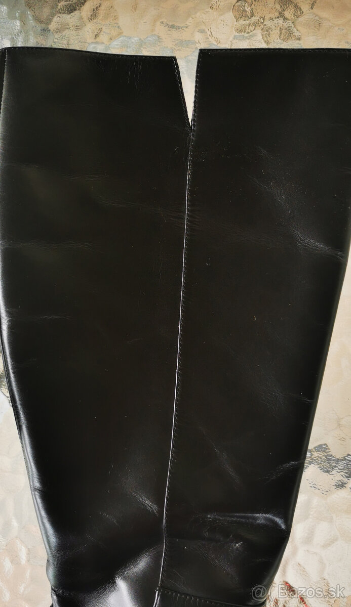 Predám kožené čierne čižmy - 10