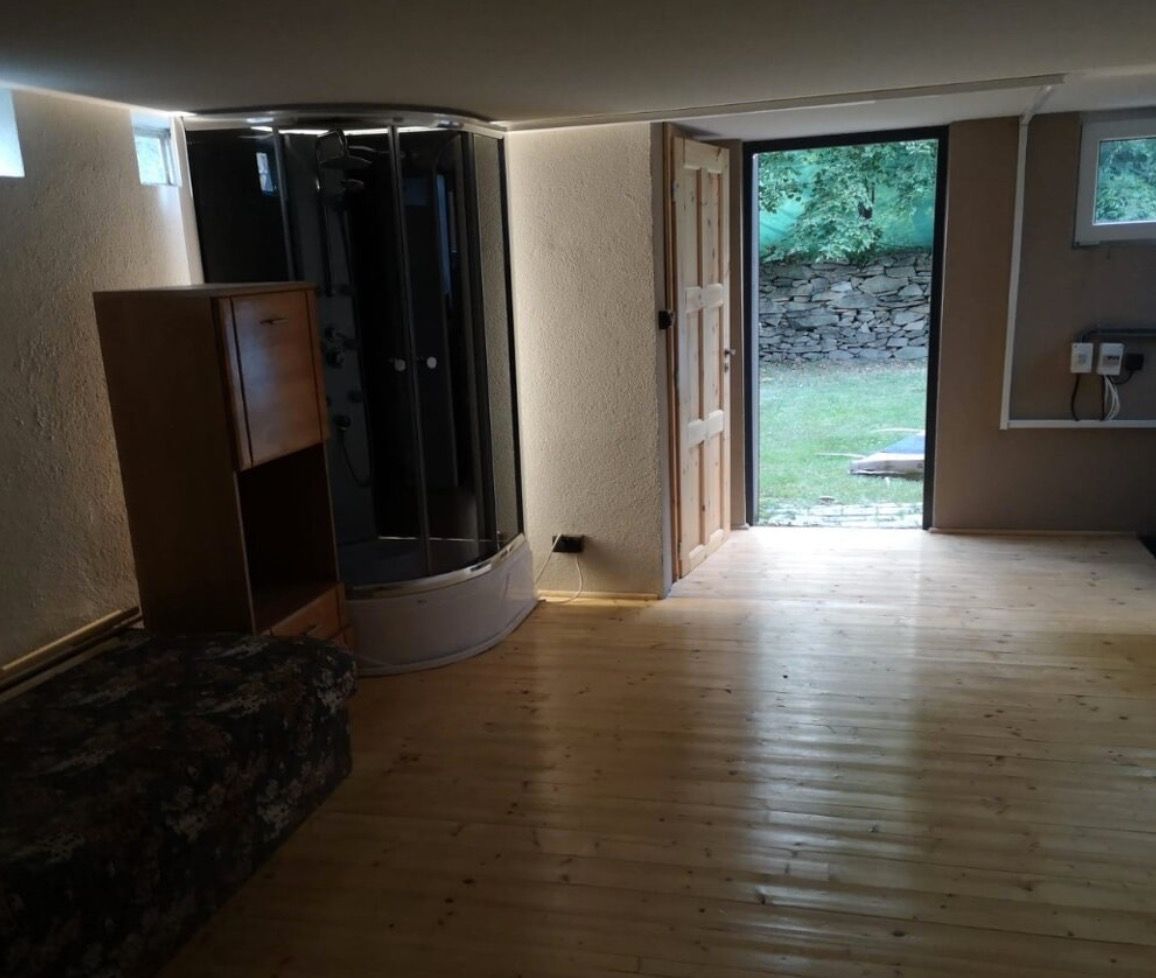 Chata na predaj - Modra - 10