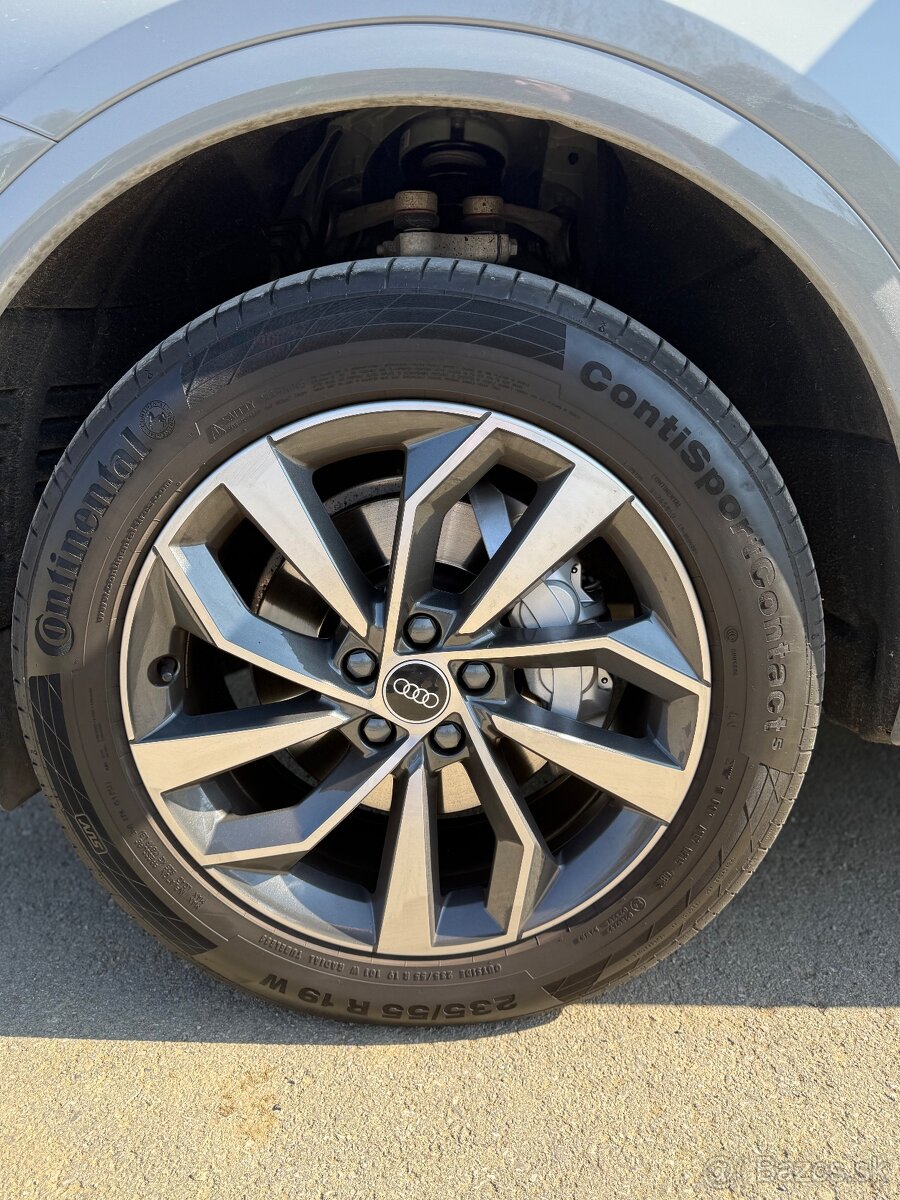 Audi Q5 40 TDI Quattro, ZÁRUKA - 10