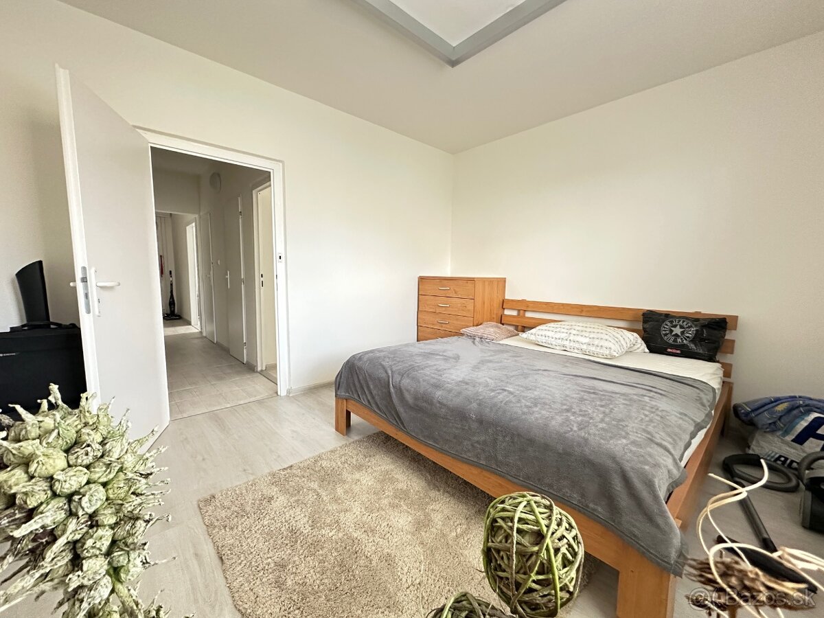 3 izbový byt s loggiou, 74 m2 - SMIŽANY - 10