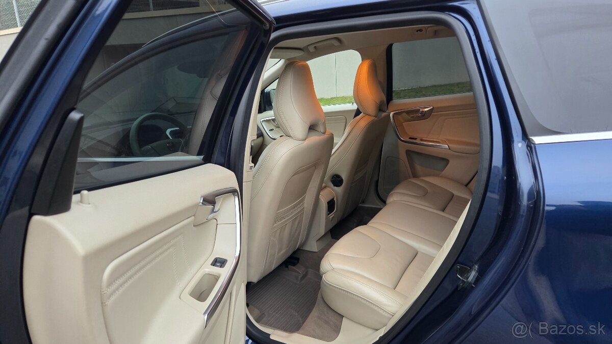 Volvo XC60 D3 - 120kW AWD Ocean Race AT - 10