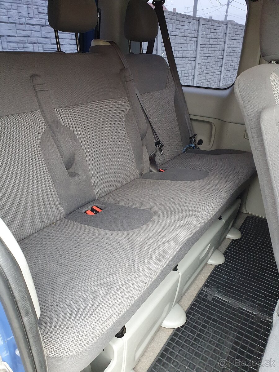 Opel Vivaro 2.0 CDTi - 10