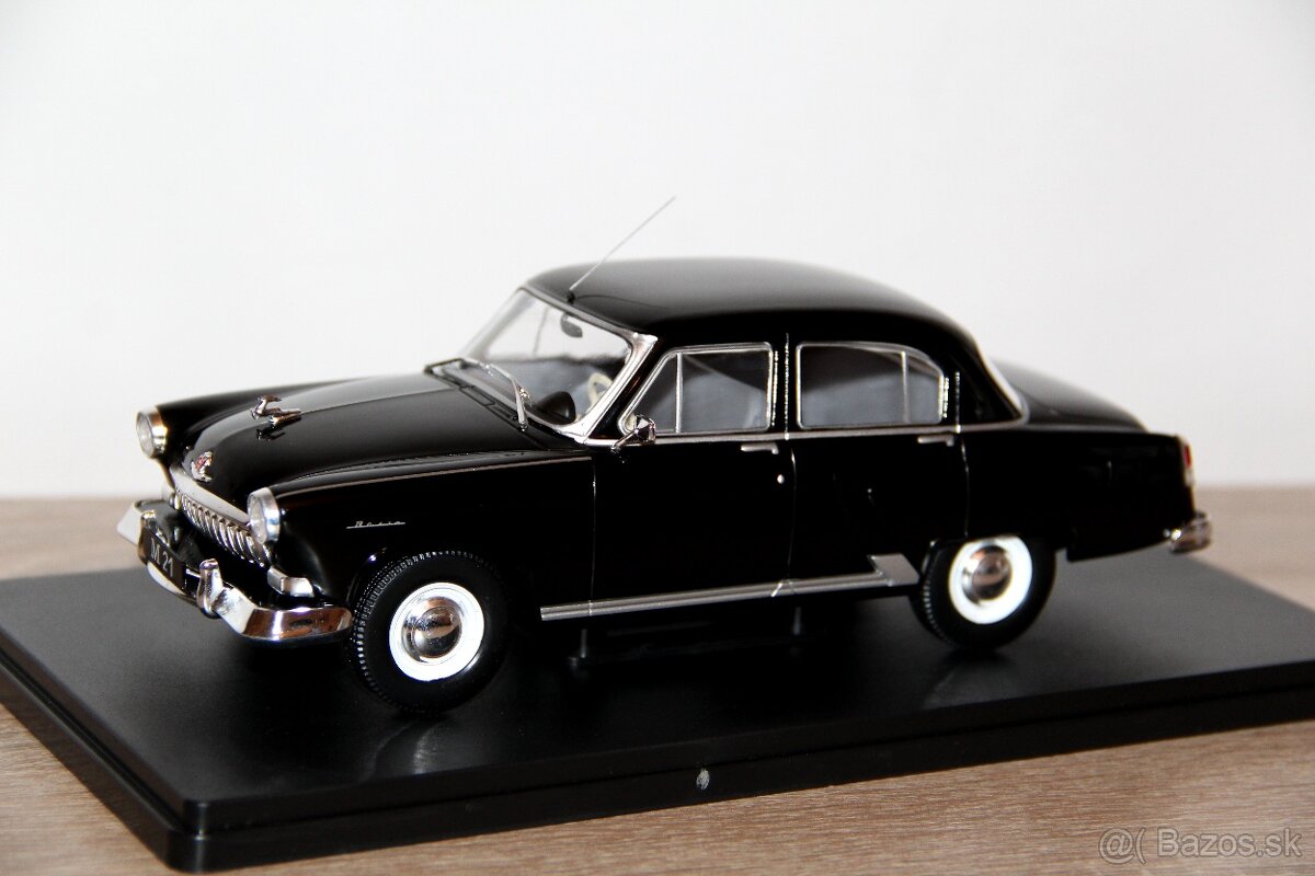 Automodely WHITEBOX 1:24 - 10