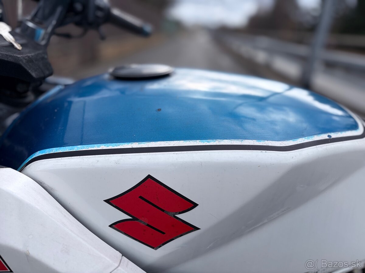 Suzuki Gsx 550 es - 10