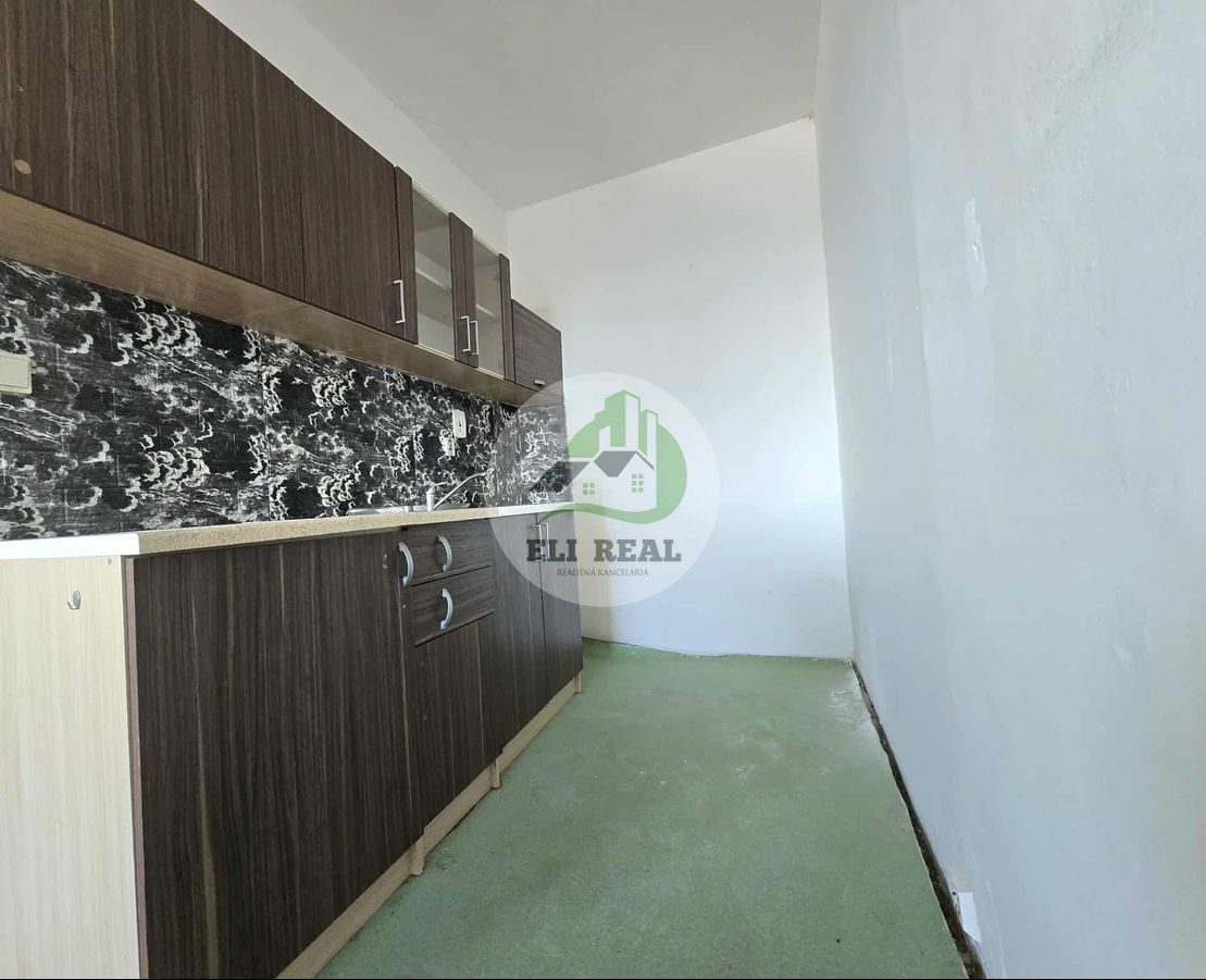 Na predaj 2-izbový byt v centre Trebišova, Berehovská ul. - 10