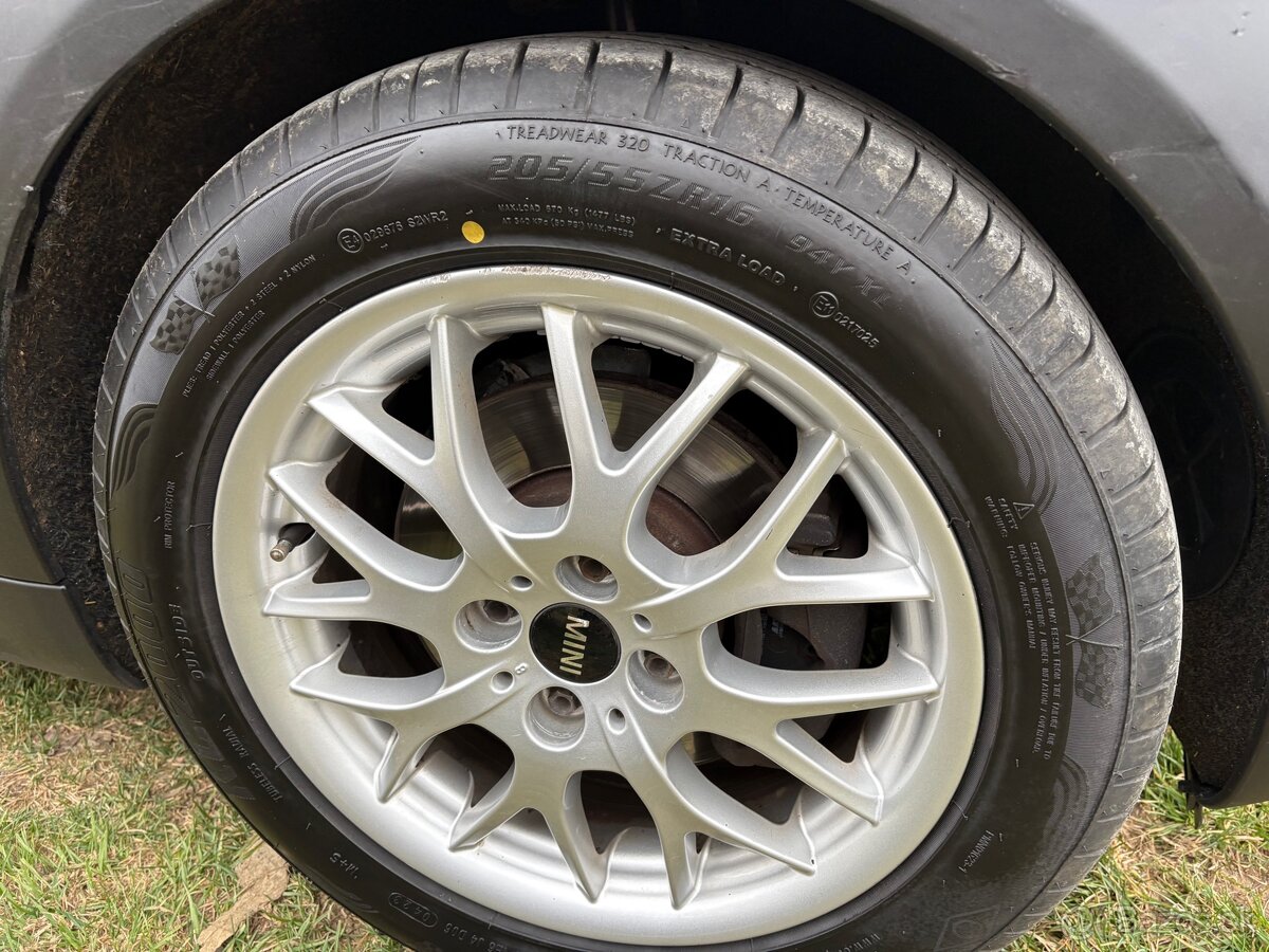 MINI cooper D R56 1,6 diesel 80kw - 10