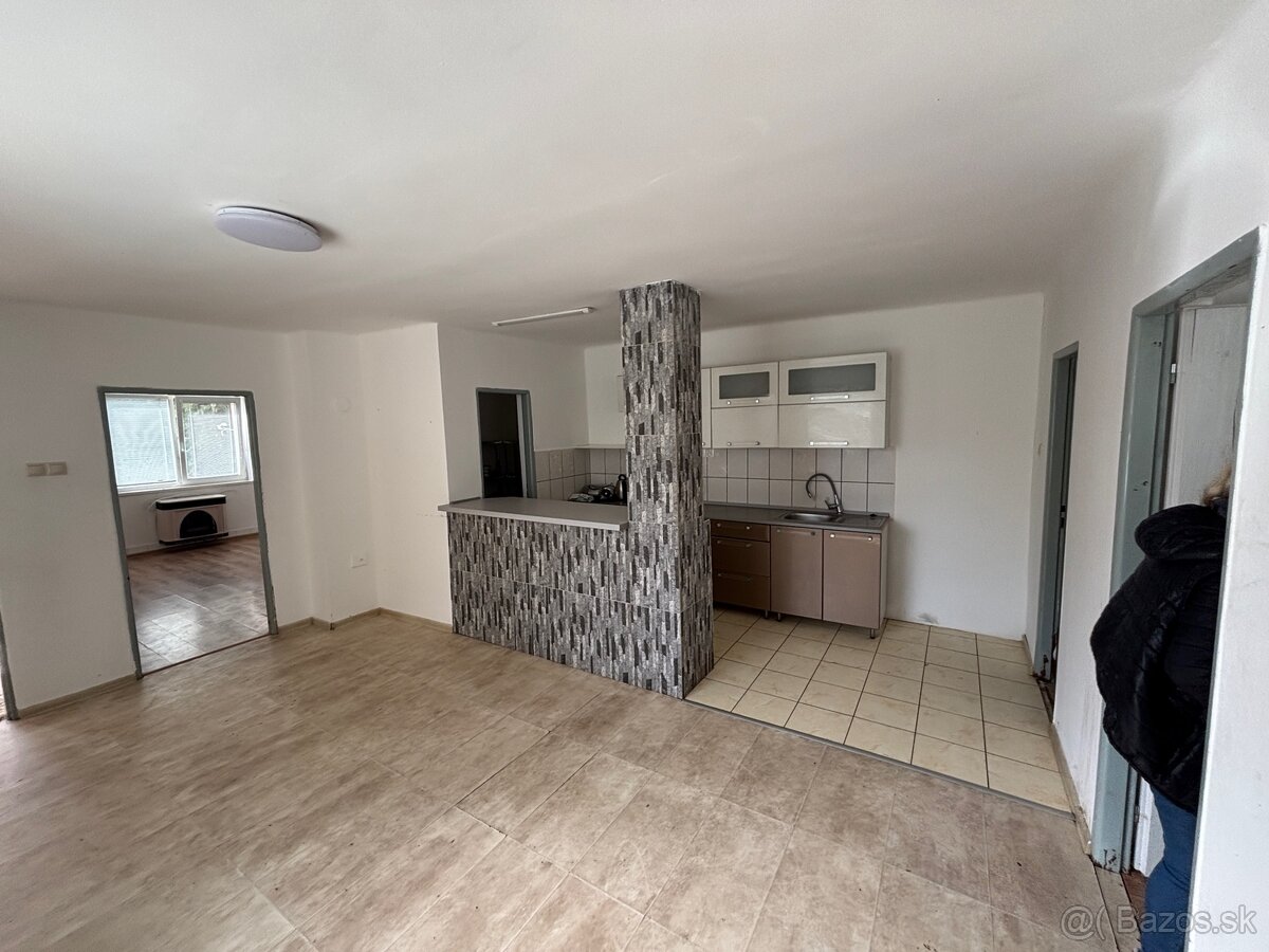 Na predaj - Rodinný dom v obci Pribeta - 10