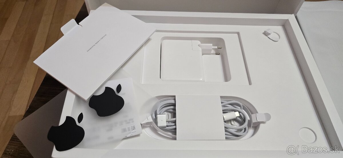 MacBook Pro 16" M2 Pro / 16GB / 1TB / ako nový - 10