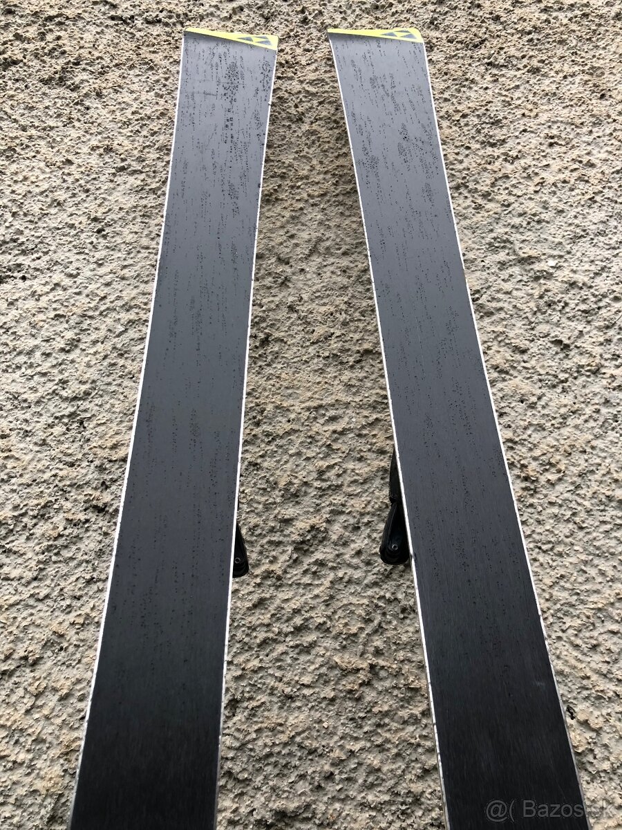 Lyže Fischer RC4 Worldcup - 10