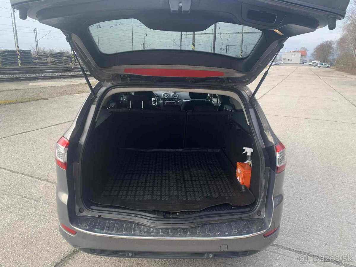 Mondeo MK4 facelift 2.0 tdci 103kw Titanium - 10